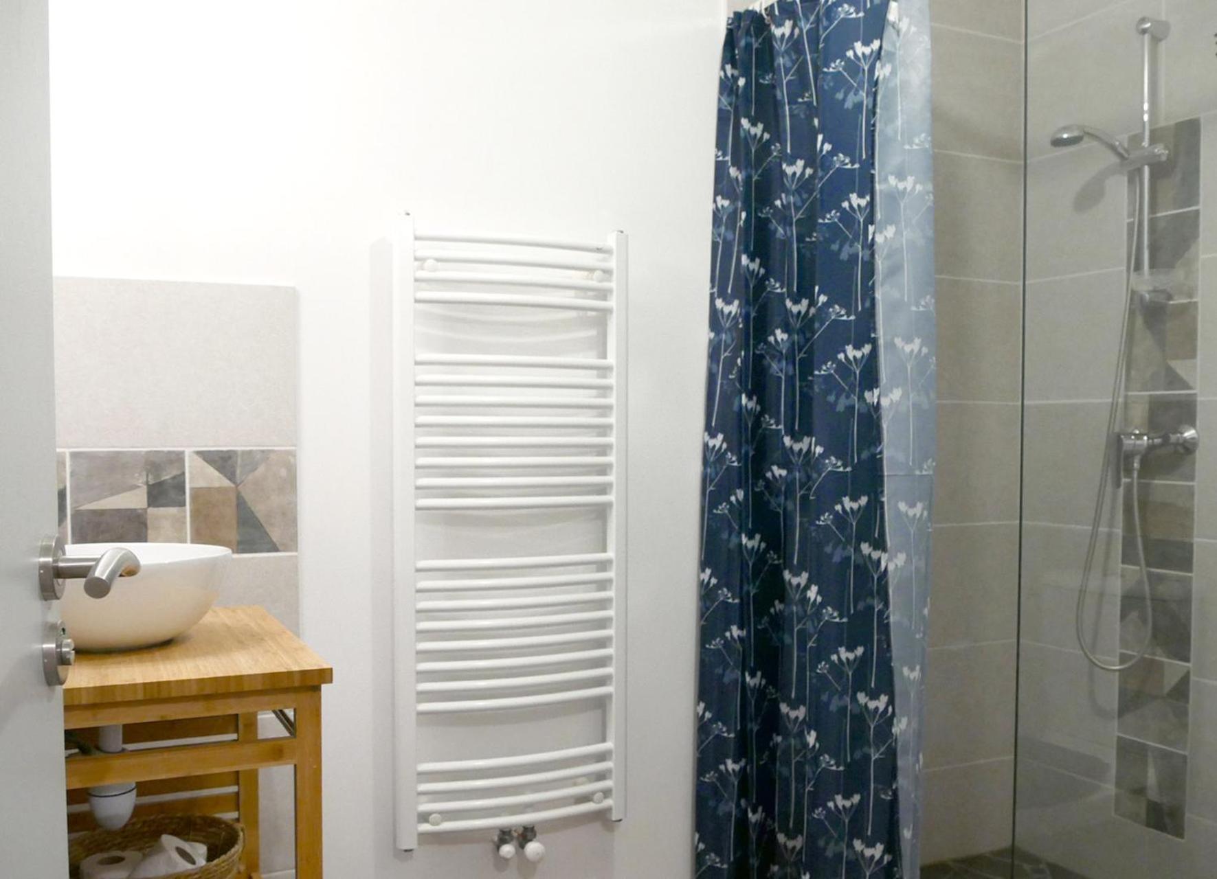 Charmante Suite Independante En Maison De Village Loriol-sur-Drome Extérieur photo